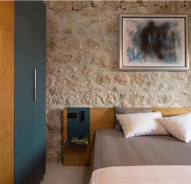 4 Bedroom Villa with Pool and Sea Views in Orašac, near Dubrovnik, Sleeps 8